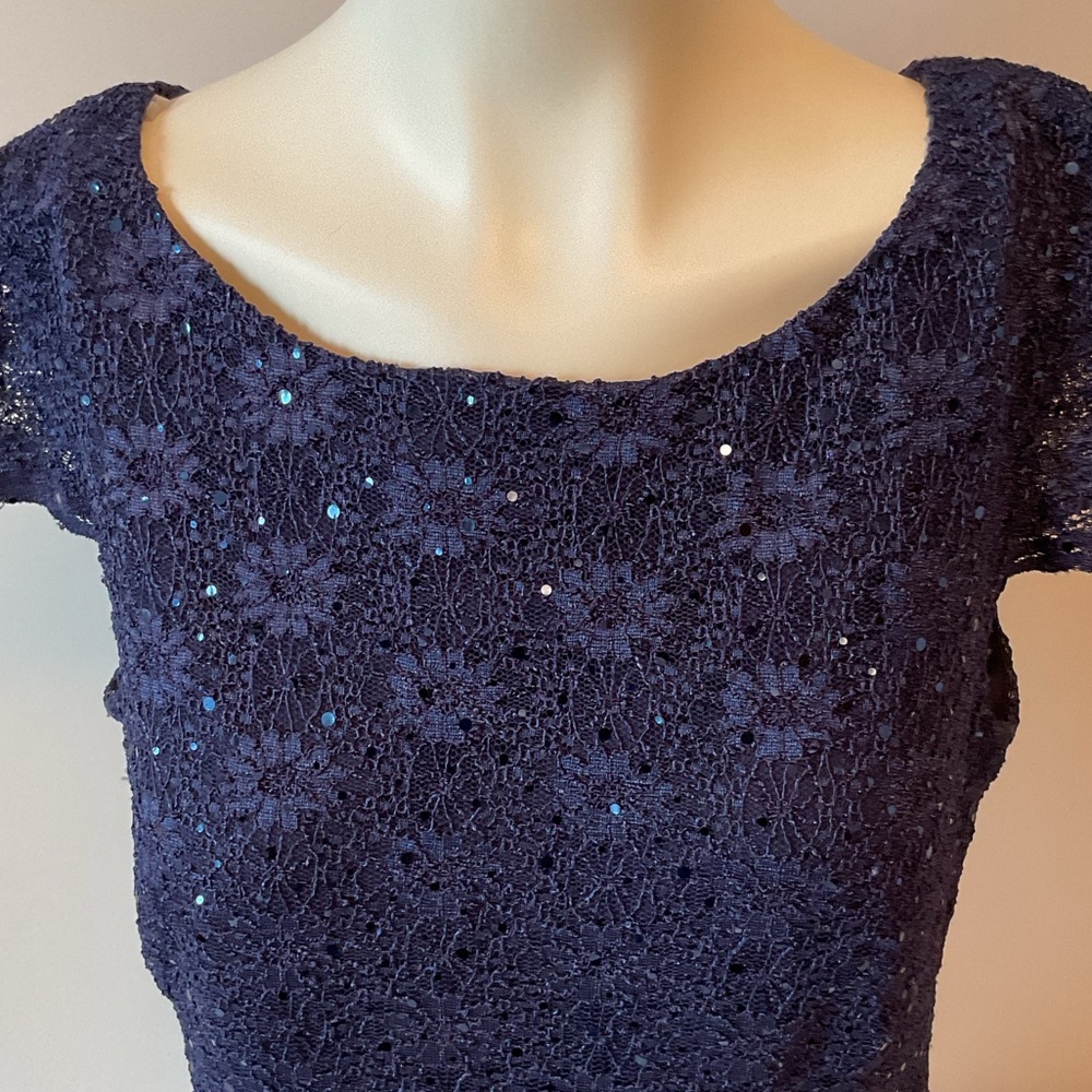 Connected Apparel Lace Sequin Dress - Picture 3 of 11